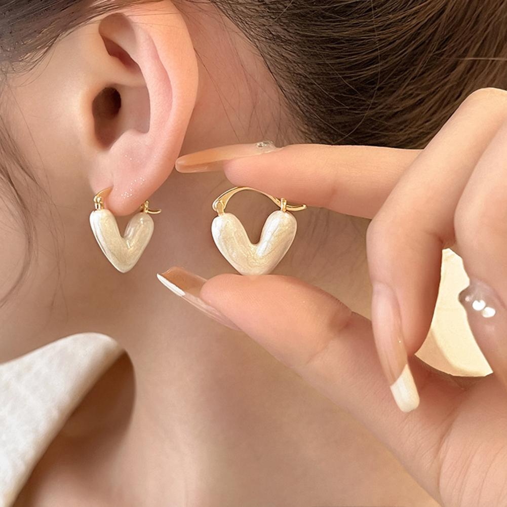 Fashion Heart Earrings for Women – Must-Have Jewelry